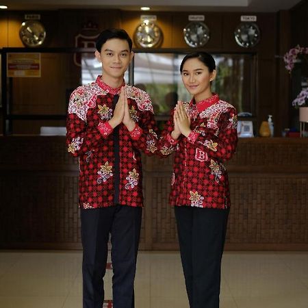 Baratha Hotel & Resto Bondowoso Luaran gambar