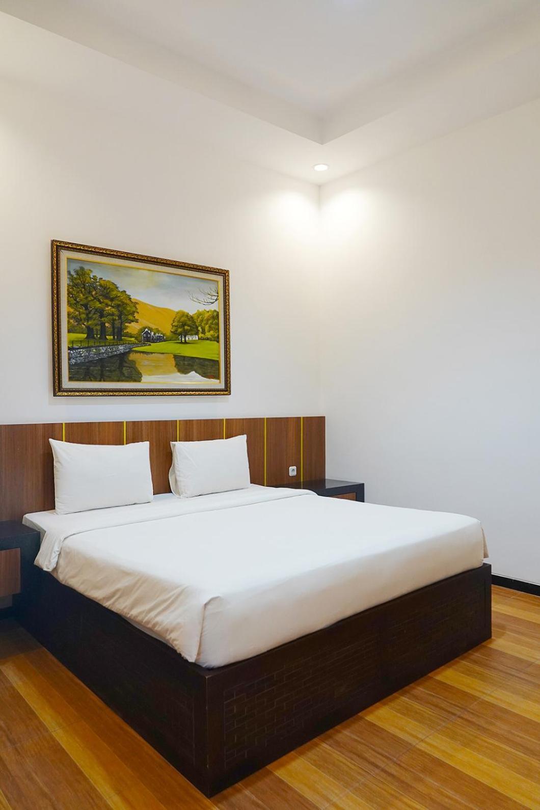 Baratha Hotel & Resto Bondowoso Luaran gambar
