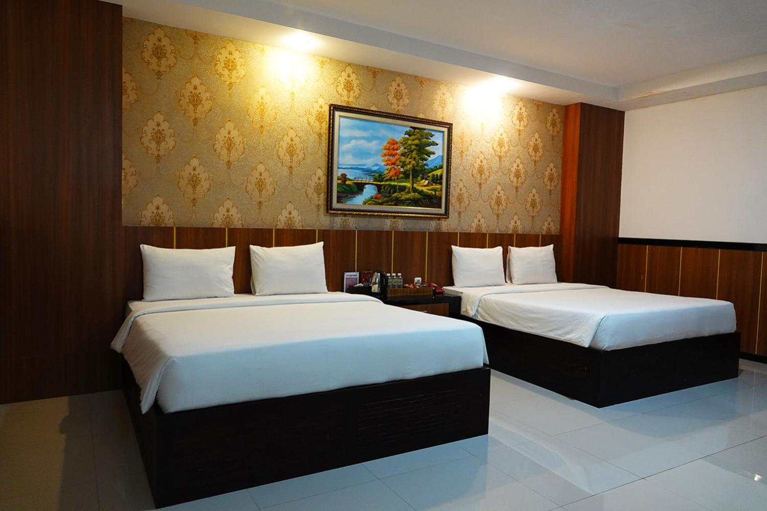 Baratha Hotel & Resto Bondowoso Luaran gambar
