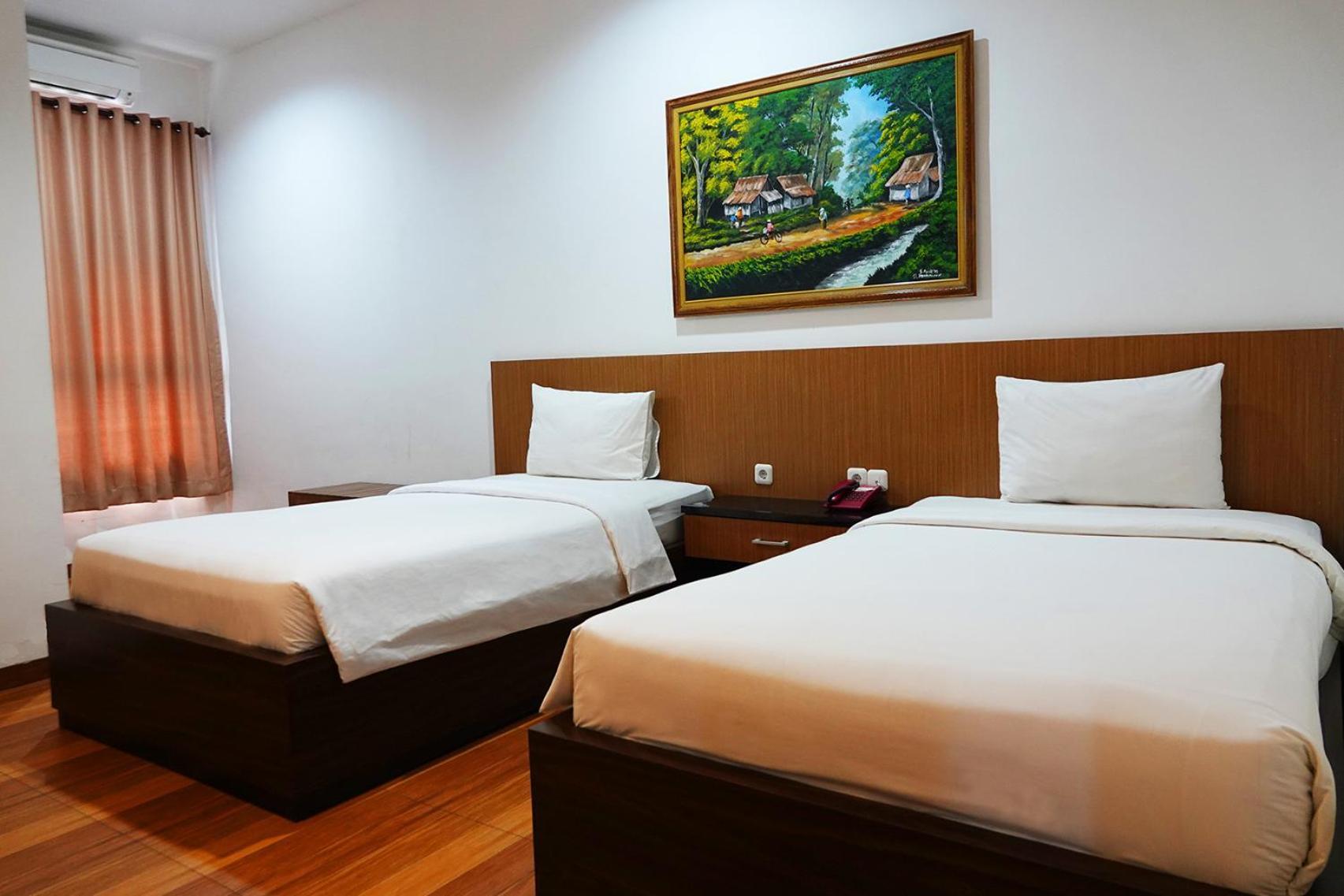 Baratha Hotel & Resto Bondowoso Luaran gambar