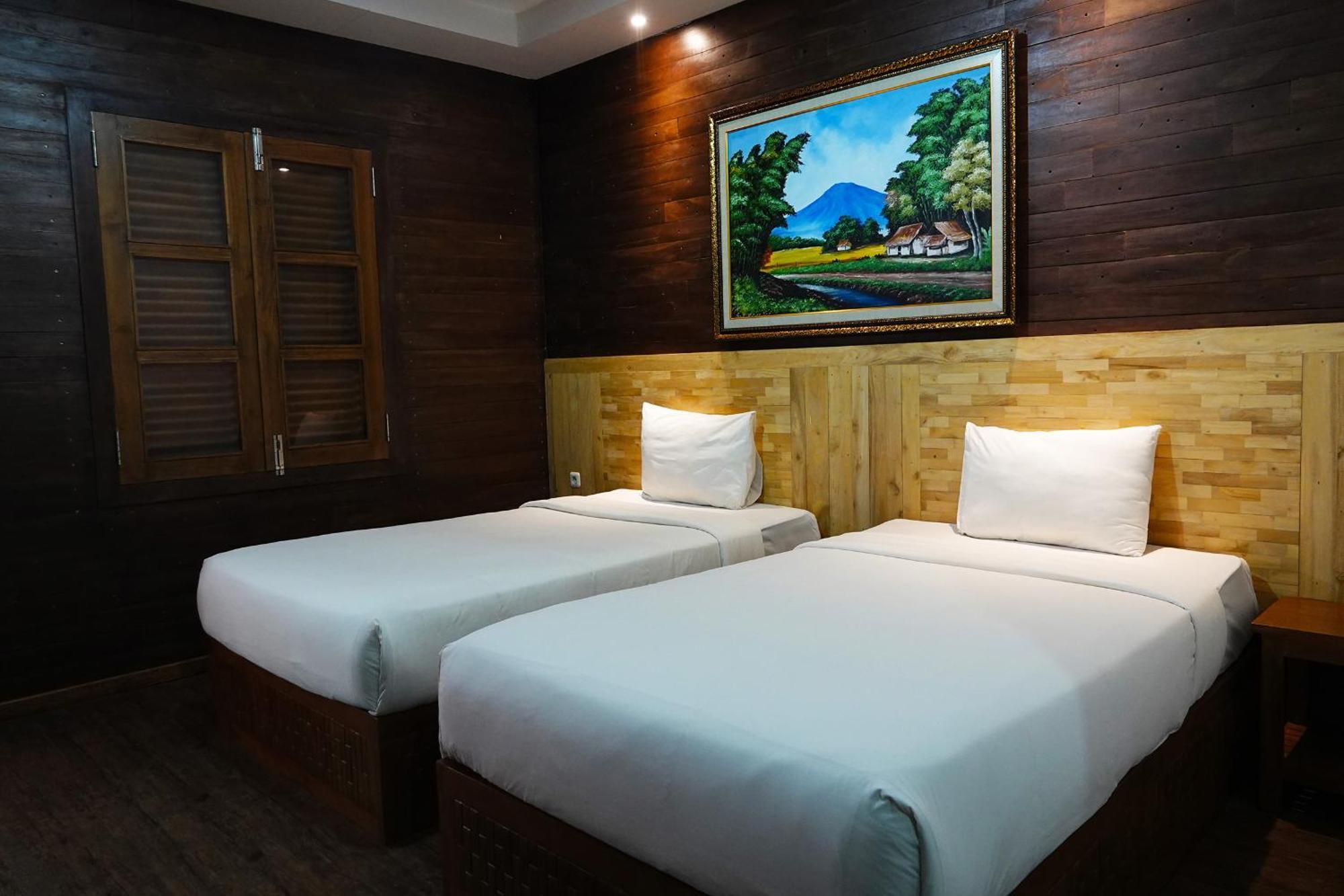 Baratha Hotel & Resto Bondowoso Luaran gambar