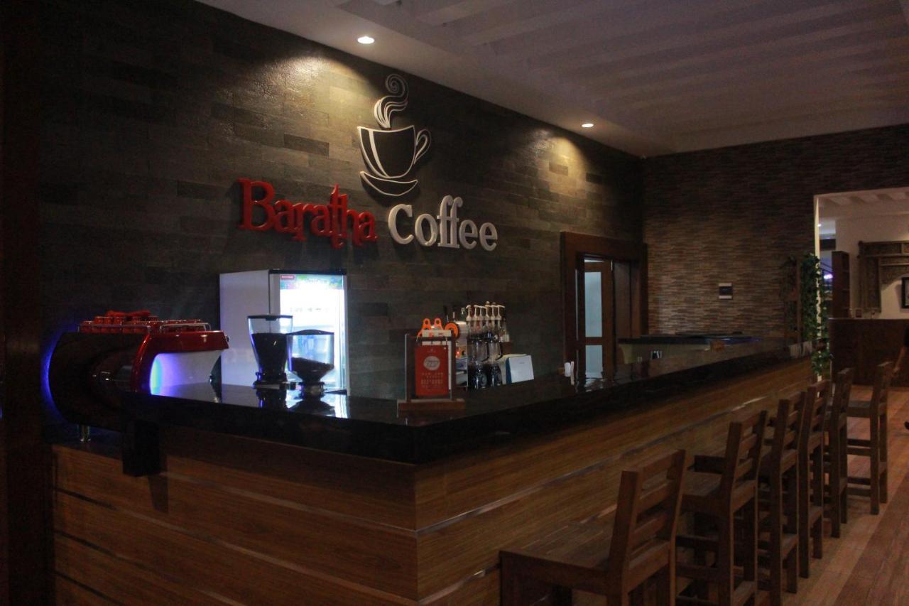 Baratha Hotel & Resto Bondowoso Luaran gambar