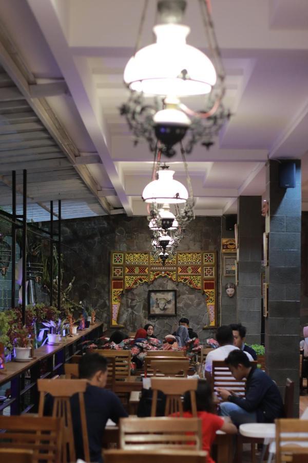 Baratha Hotel & Resto Bondowoso Luaran gambar